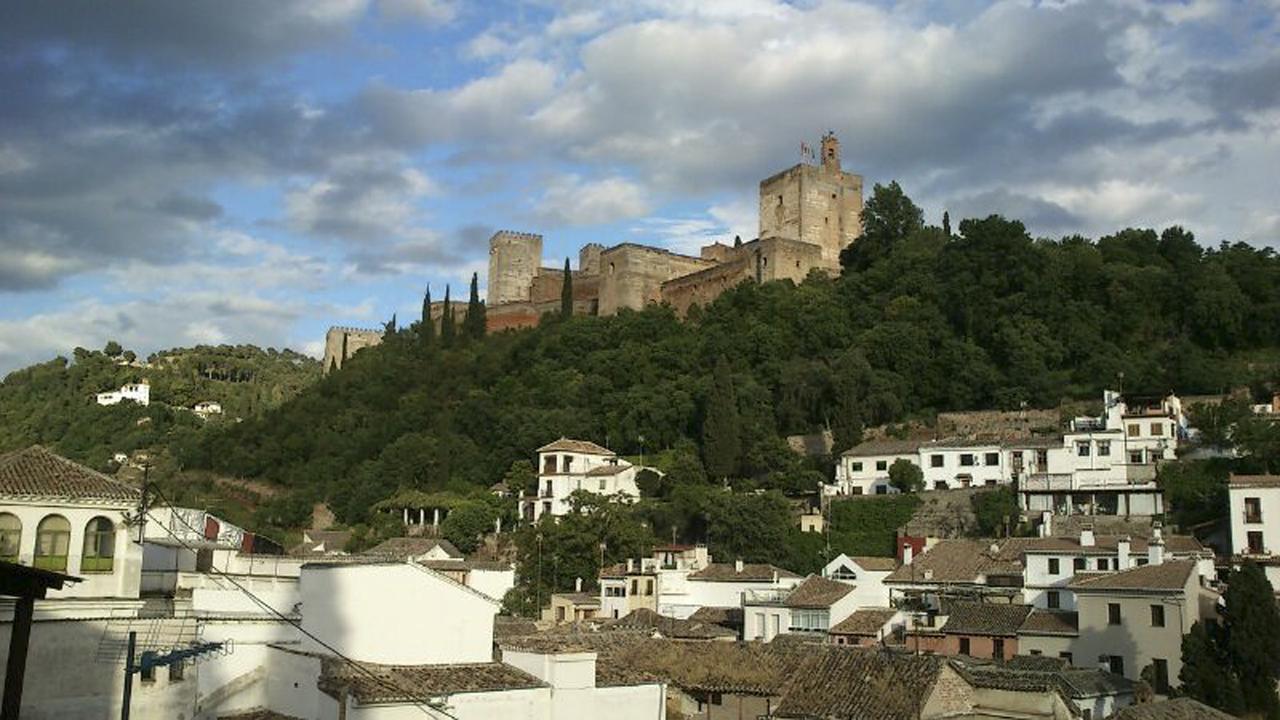 Alhambra Views Penthouse Apartment Granada Exterior photo